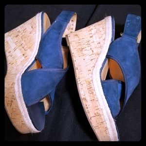 Perfect casual platform